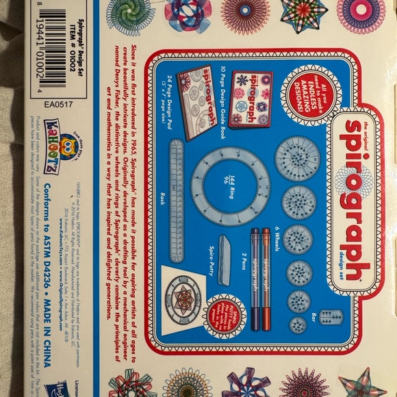 Spirograph Design Set with Pens - Picture 2 of 4